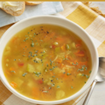 " Mix Veg Soup Recipe!!" and "queenofrecipes.online" written on an image with a Mix Veg Soup.